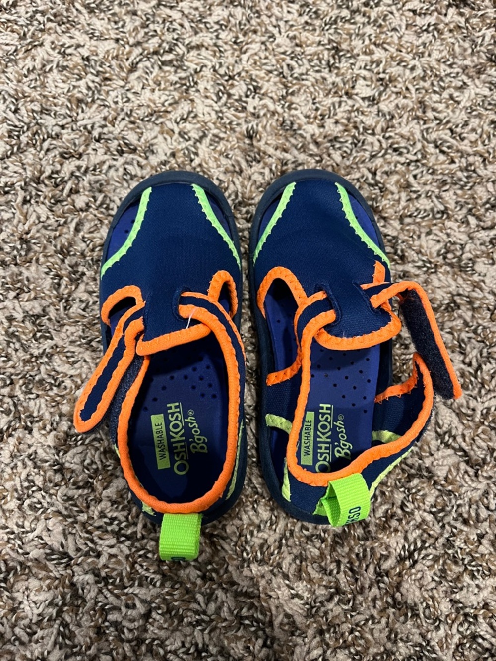 OshKosh B'gosh Toddler 8M Navy Water Shoes